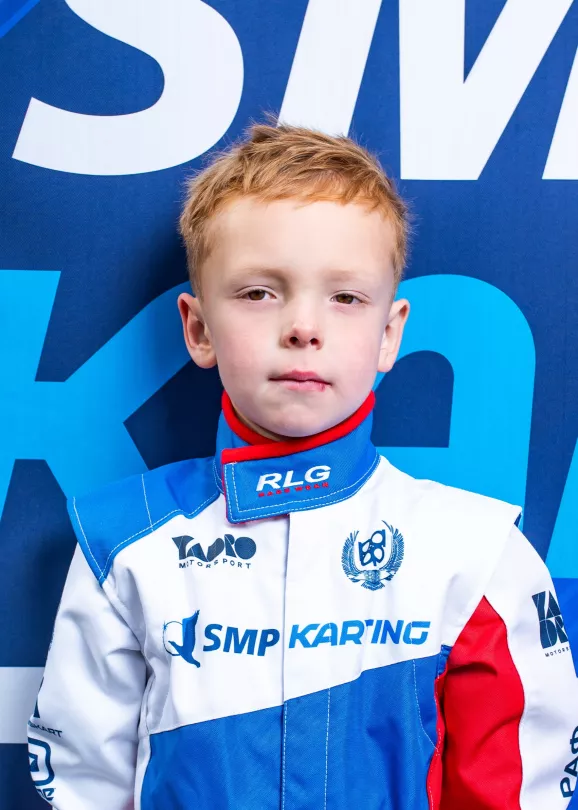 Пилот Микро Чекулаев Виктор-Давид