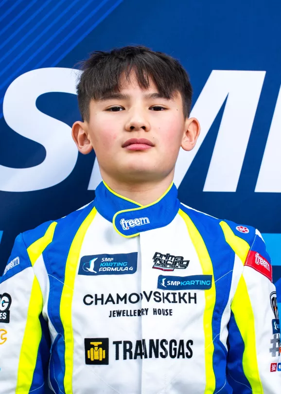 Пилот OK-Junior Тен Севастьян