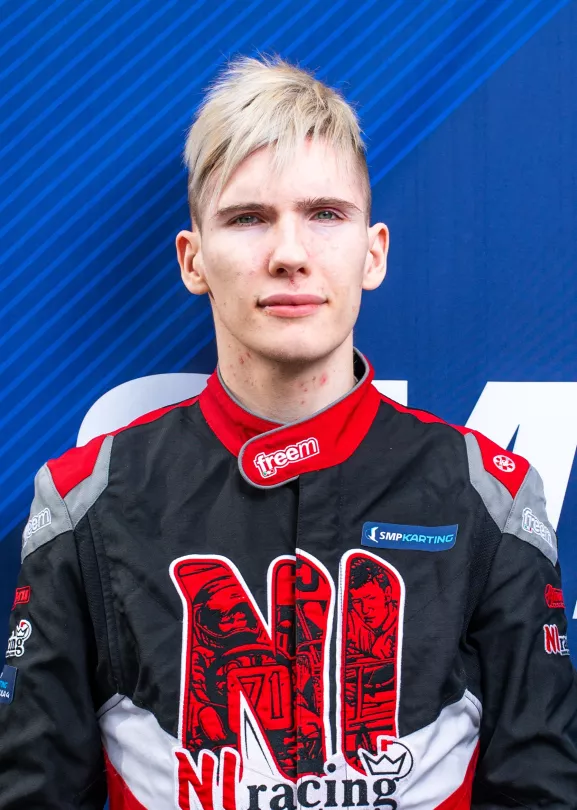 Пилот KZ2 Ломко Лев