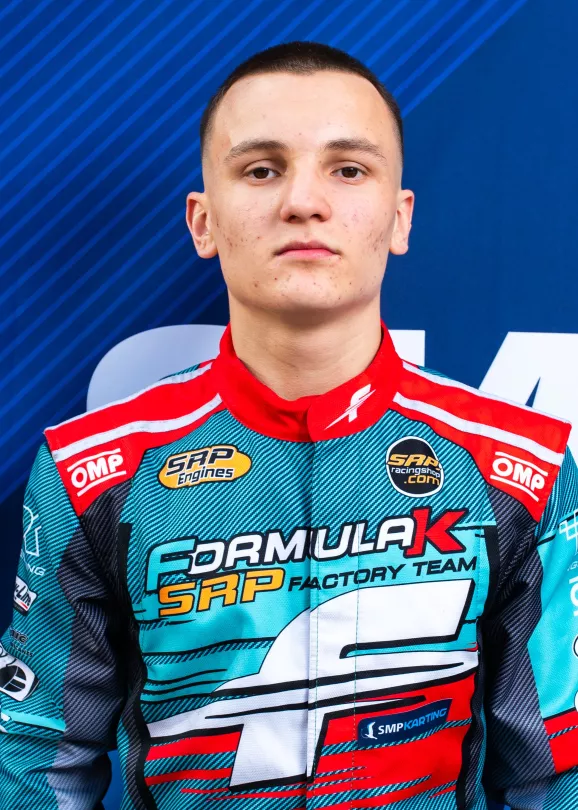 Пилот KZ2 Бунатян Тигран