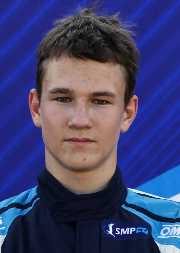 Пилот SMP F4 Скуланов Герман