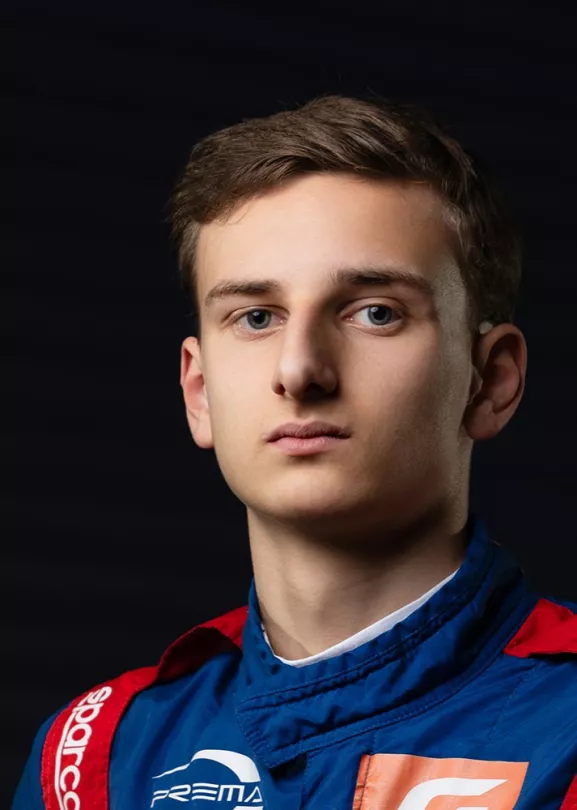 Пилот SMP F4 Маркозов Марко