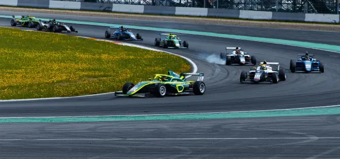 Завершая круг. Гранд-финал Чемпионата России SMP Formula 4 пройдет 9-10 октября в Подмосковье